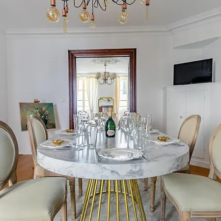 Apartament Petit Arc En Ciel